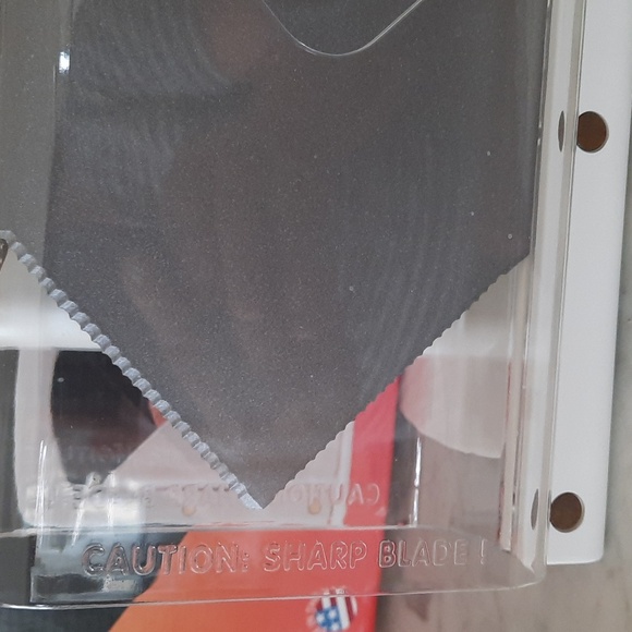 Bagel Biter. The Original Bagel Guillotine - Picture 2 of 8